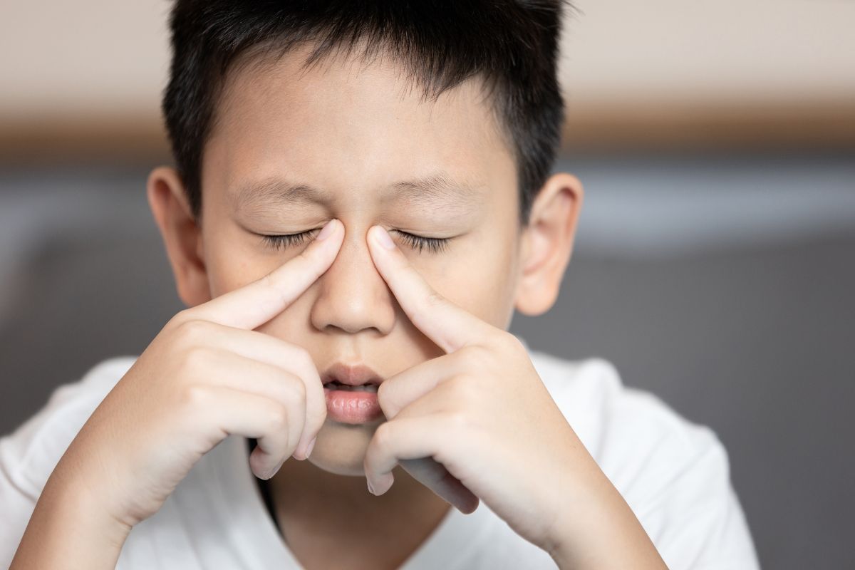 Viêm xoang cấp ở trẻ em: Cẩm nang chăm sóc và Các phương pháp điều trị hiệu quả